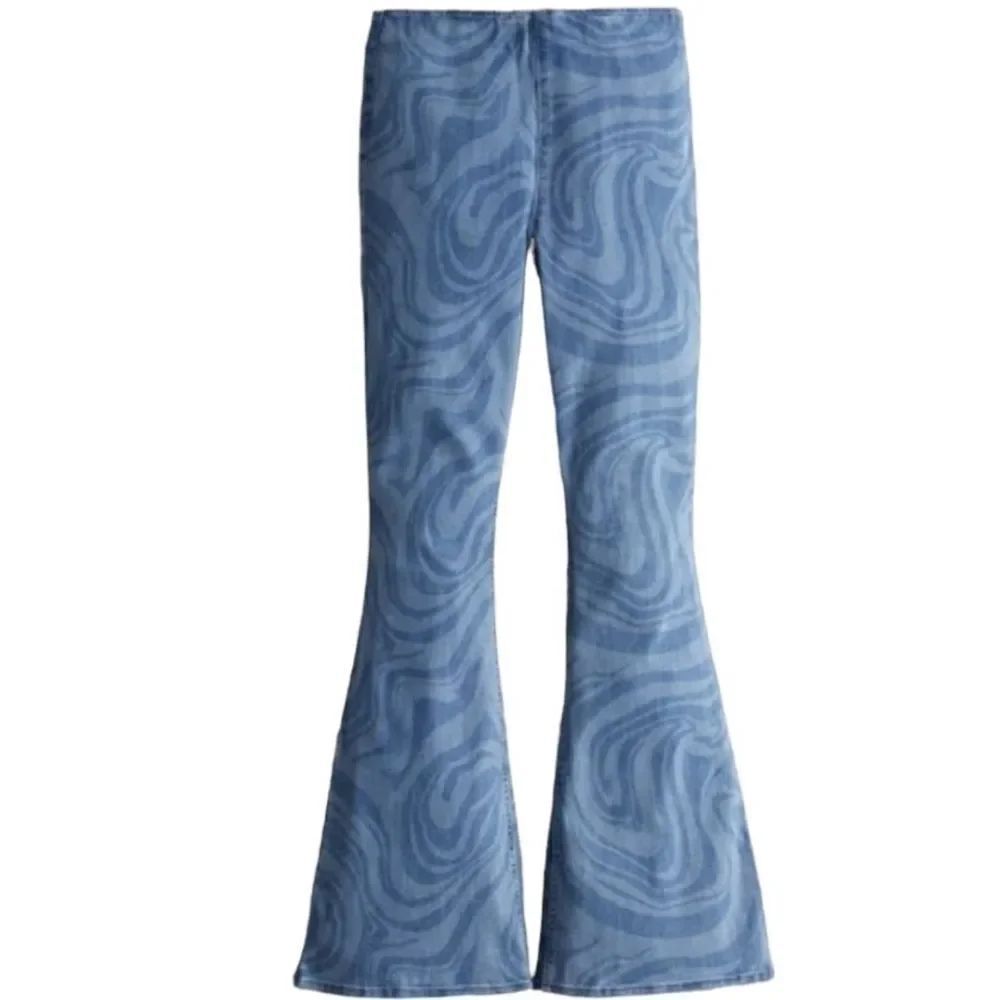 Hollister Blue Marble Print Ultra High Rise
Flare Leg Jeans size medium